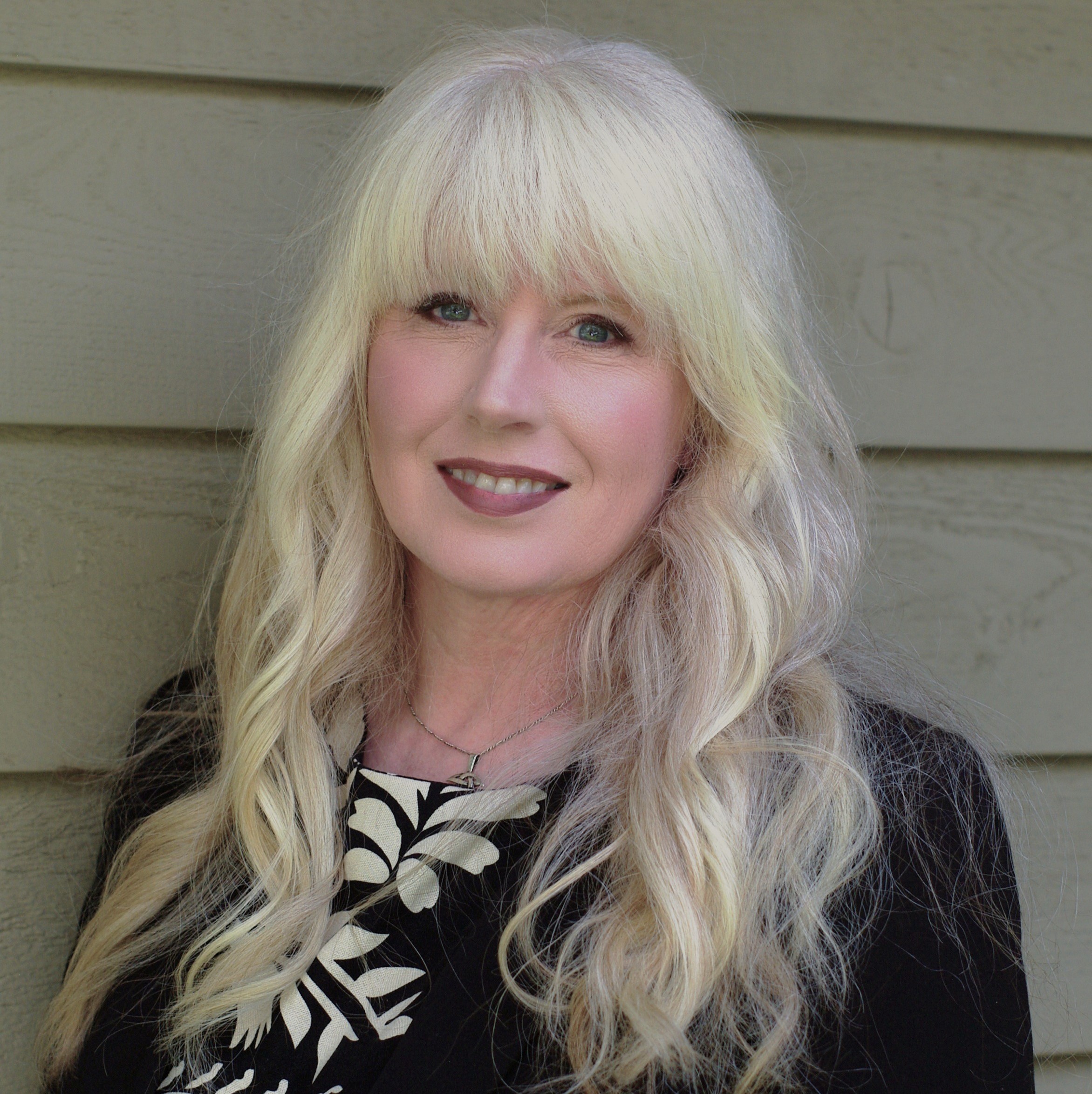 Photo of Shannon Foster